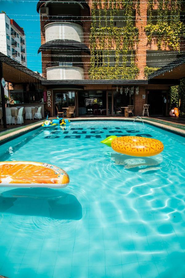 Hotel Ciudad Bonita 부카라망가 외부 사진