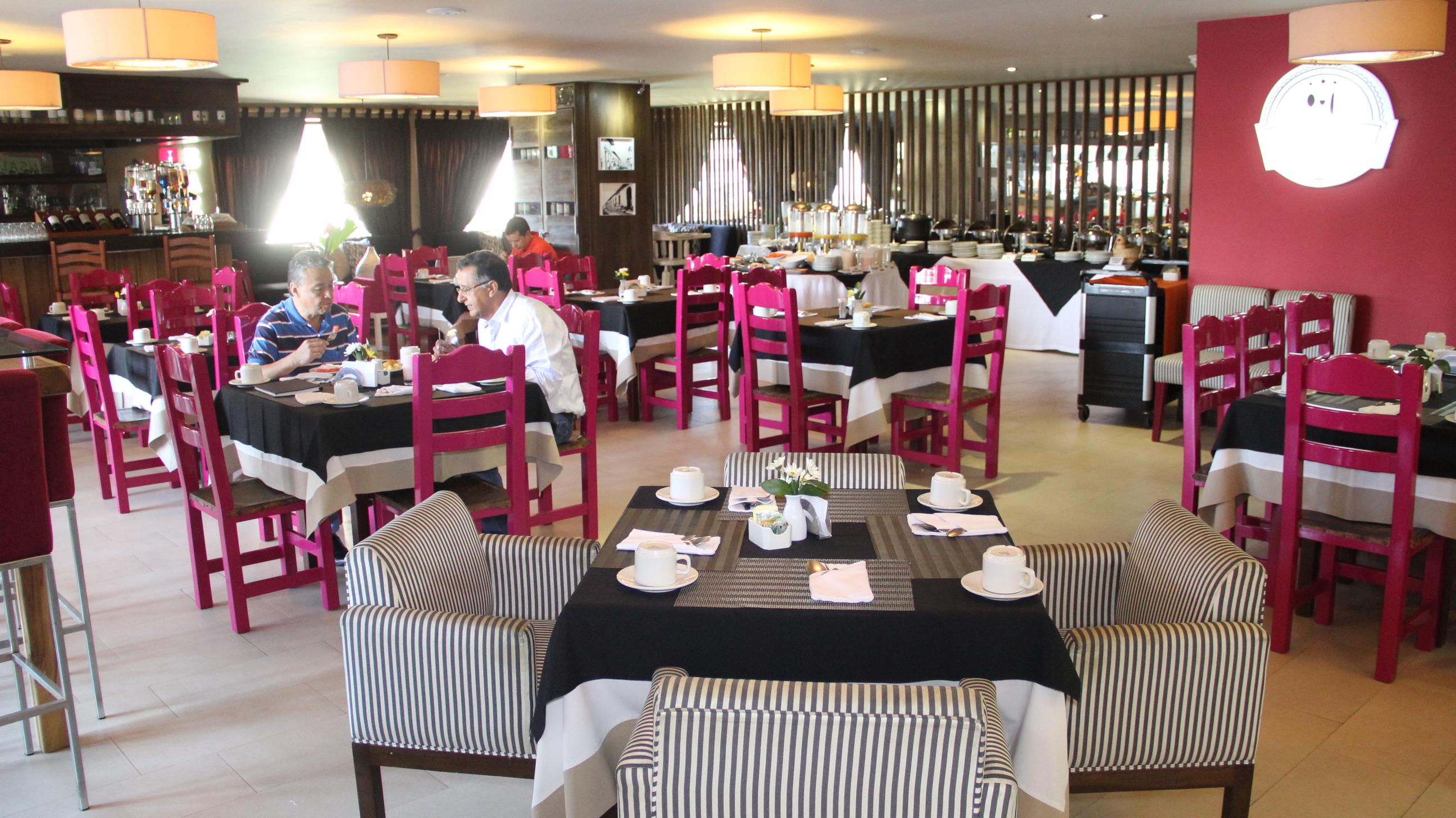 Hotel Ciudad Bonita 부카라망가 외부 사진