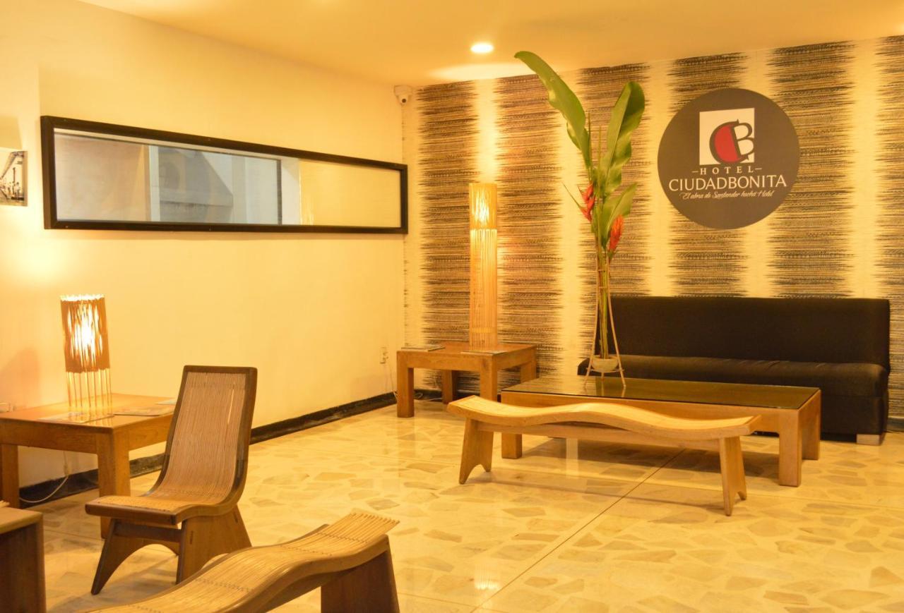 Hotel Ciudad Bonita 부카라망가 외부 사진